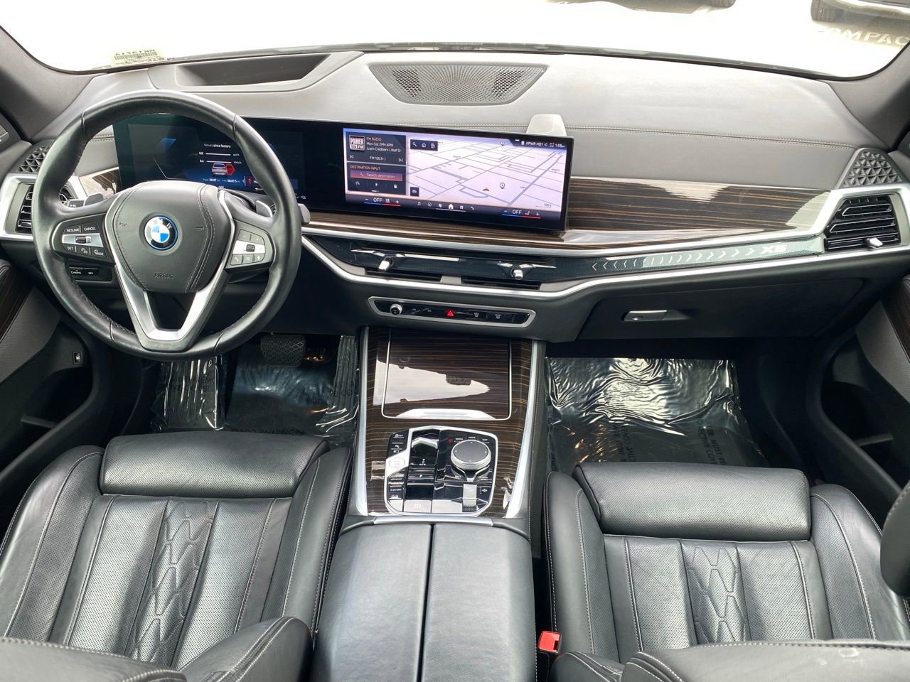 Used 2025 BMW X5 xDrive50e AWD/4WD image 24