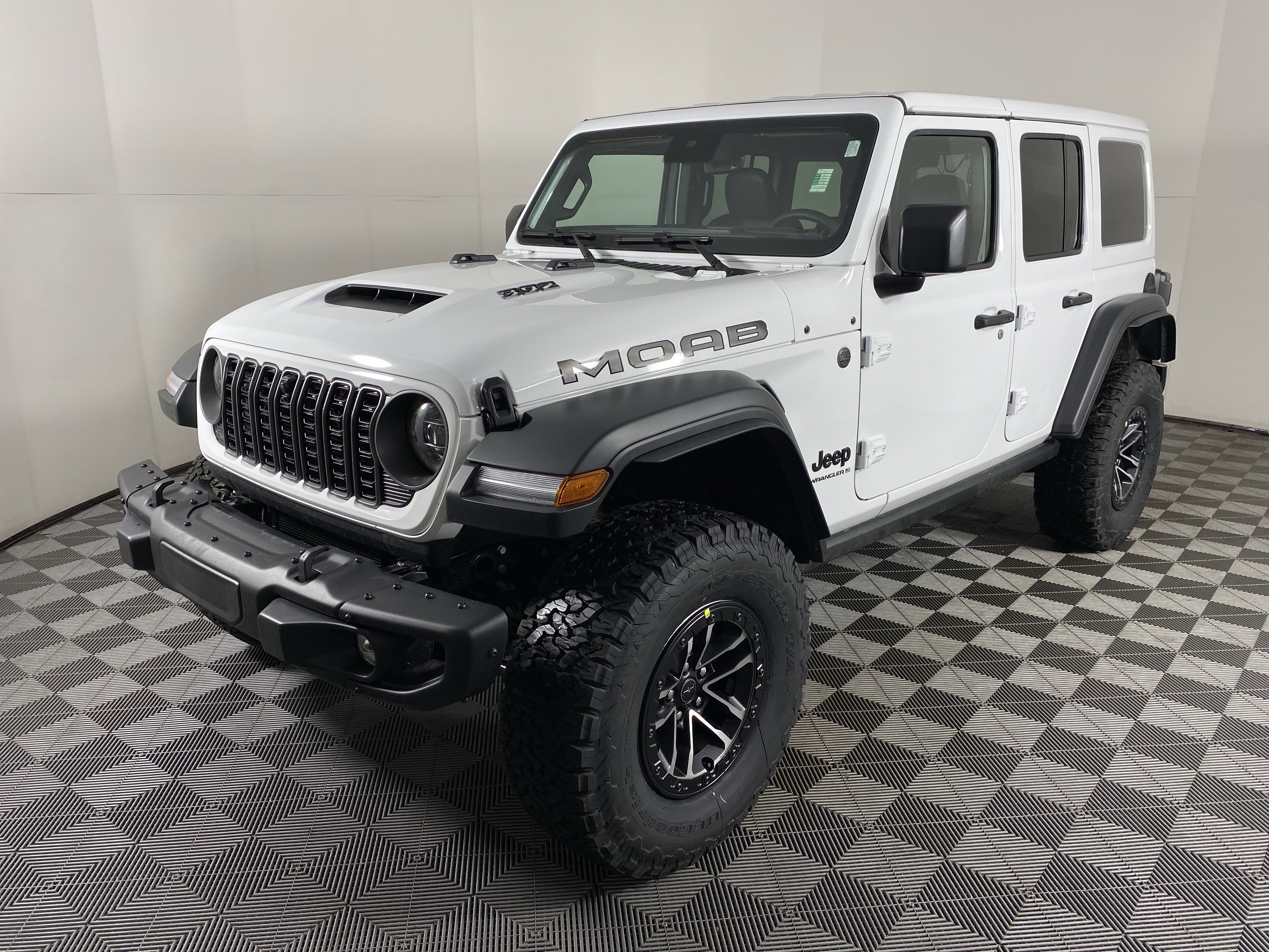 New 2026 Jeep Wrangler Unlimited Rubicon 392 w/ Quick Order Package 27X Moab AWD/4WD image 11