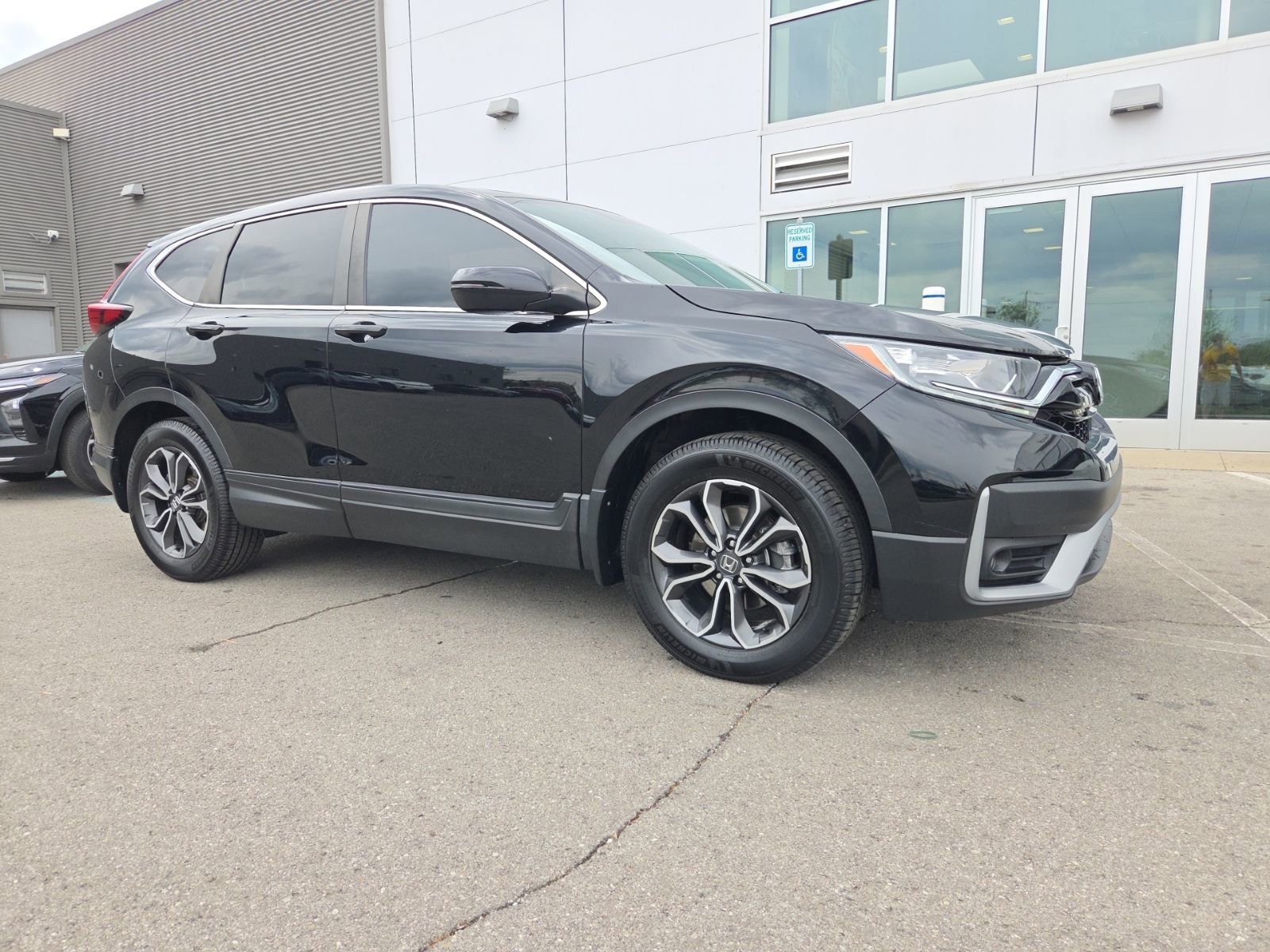 Used 2021 Honda CR-V EX-L image 2