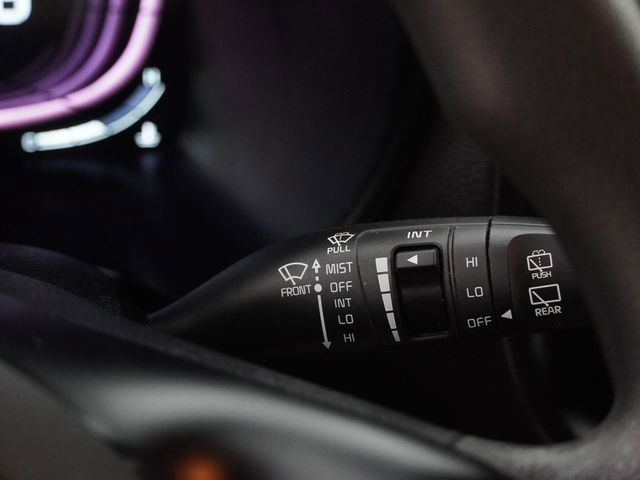 Used 2024 Kia Soul LX w/ Option Group 015 FWD image 31