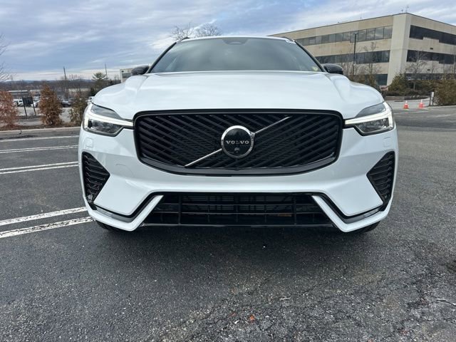 New 2026 Volvo XC60 B5 Plus w/ Protection Package Premier image 3