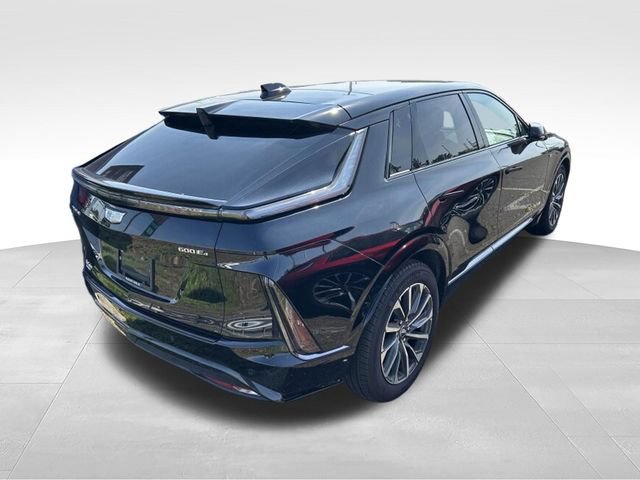 Used 2025 Cadillac Lyriq Sport AWD/4WD image 2