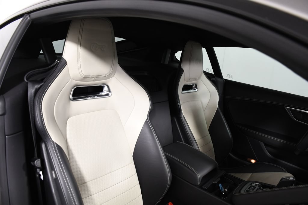 Used 2020 Jaguar F-TYPE R AWD/4WD image 22