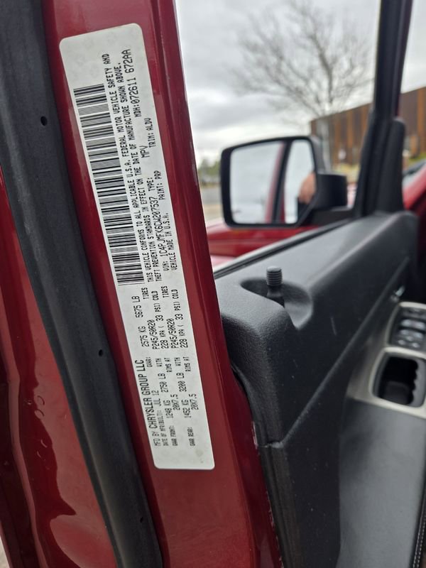 Used 2012 Jeep Liberty Limited Jet w/ Exterior Appearance Group AWD/4WD image 27