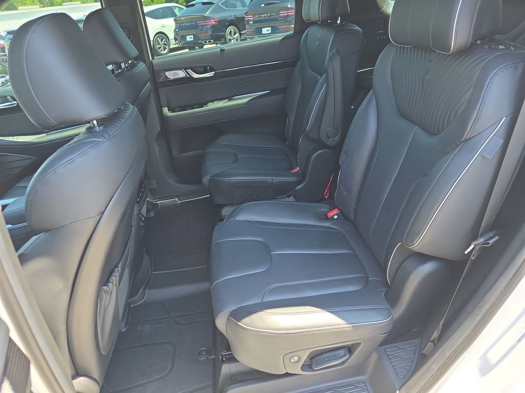 Used 2025 Hyundai Palisade Calligraphy FWD image 31