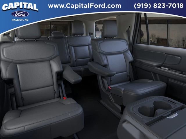 New 2026 Ford Expedition Active image 11