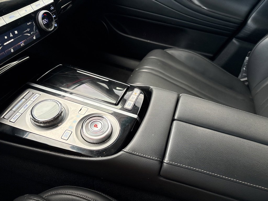 Used 2024 Genesis G80 2.5T image 16
