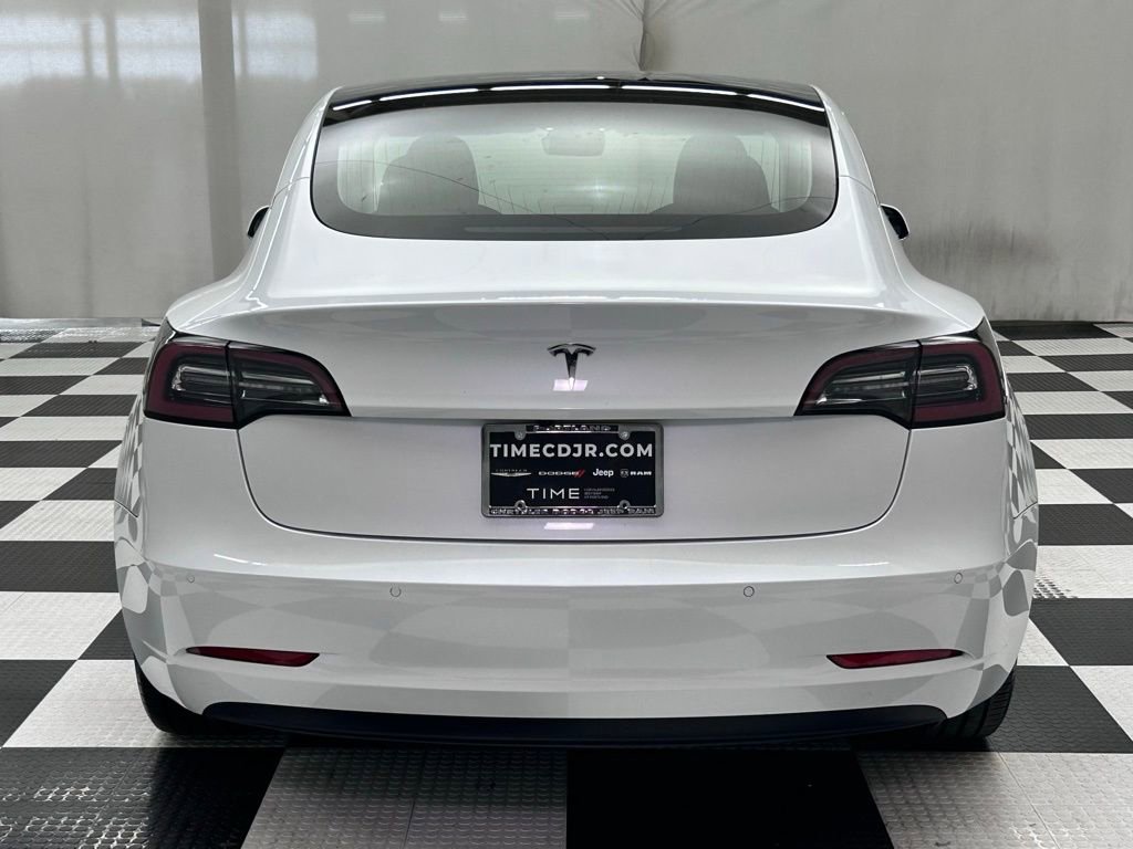 Used 2020 Tesla Model 3 Standard Range Plus image 6