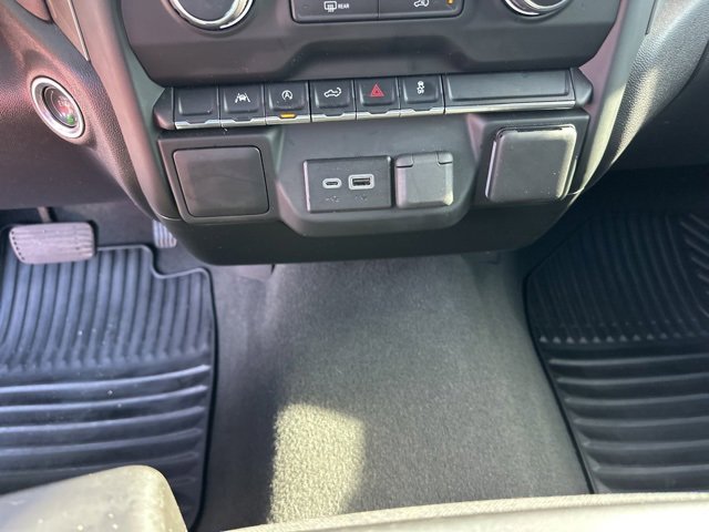 Certified 2024 Chevrolet Silverado 1500 Custom image 20