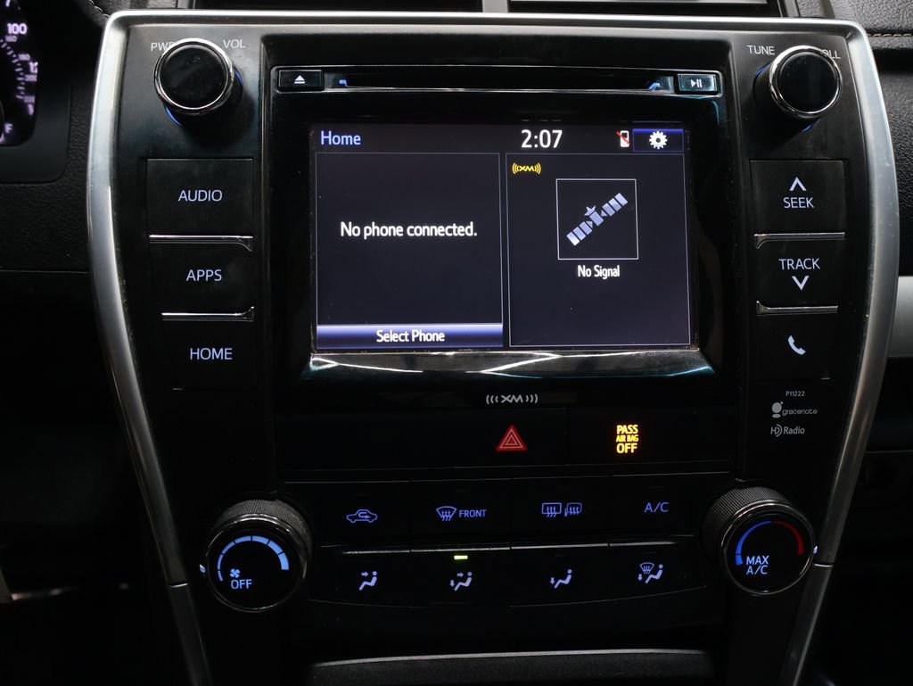 Used 2016 Toyota Camry SE FWD image 20