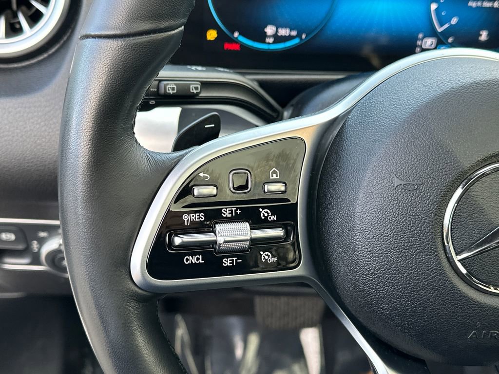 Used 2023 Mercedes-Benz GLB 250 4MATIC image 28