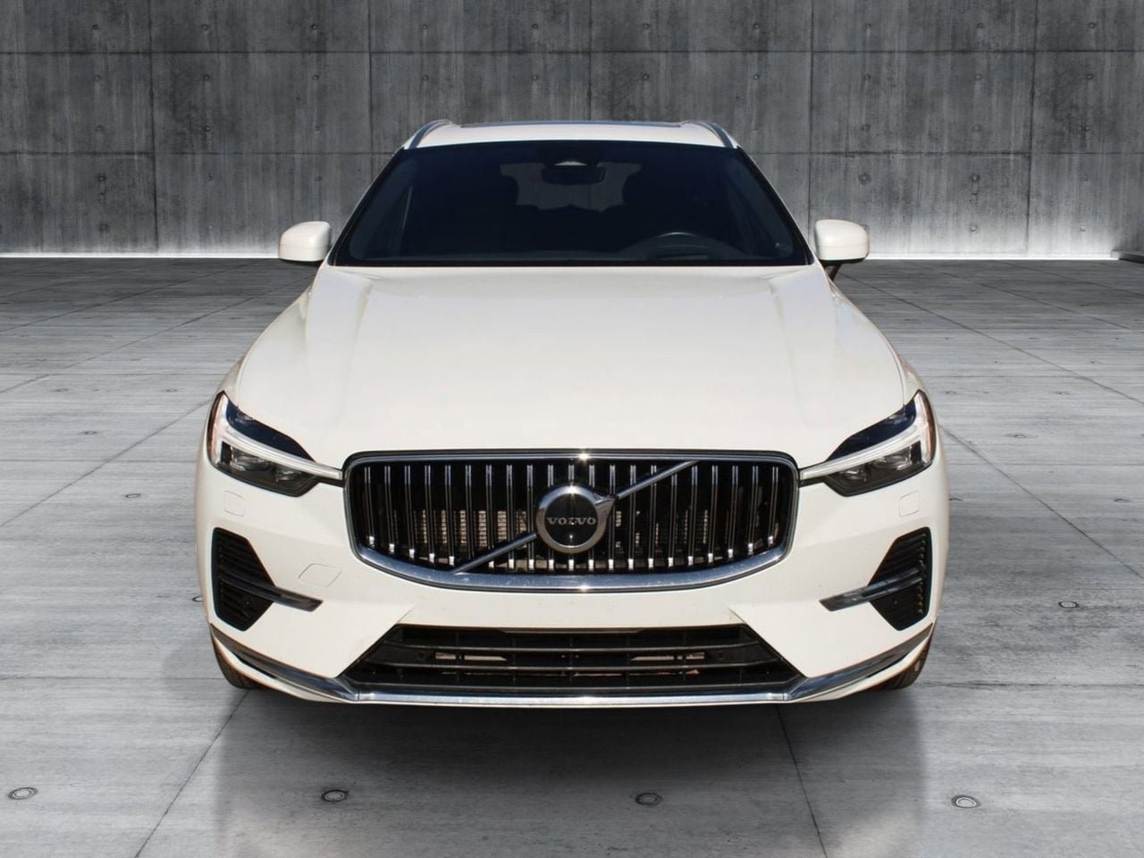 Used 2022 Volvo XC60 T8 Inscription Expression w/ Advanced Package AWD/4WD image 8