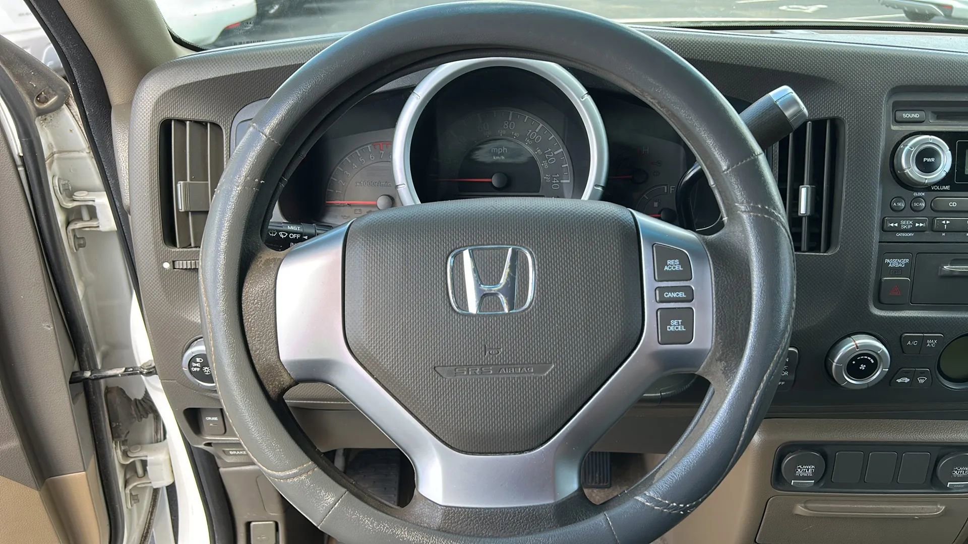 Used 2007 Honda Ridgeline RT image 10