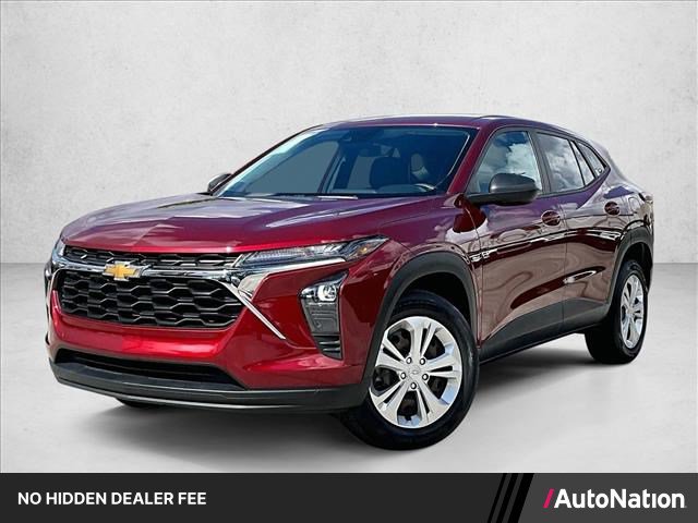 Used 2024 Chevrolet Trax LS FWD image 1