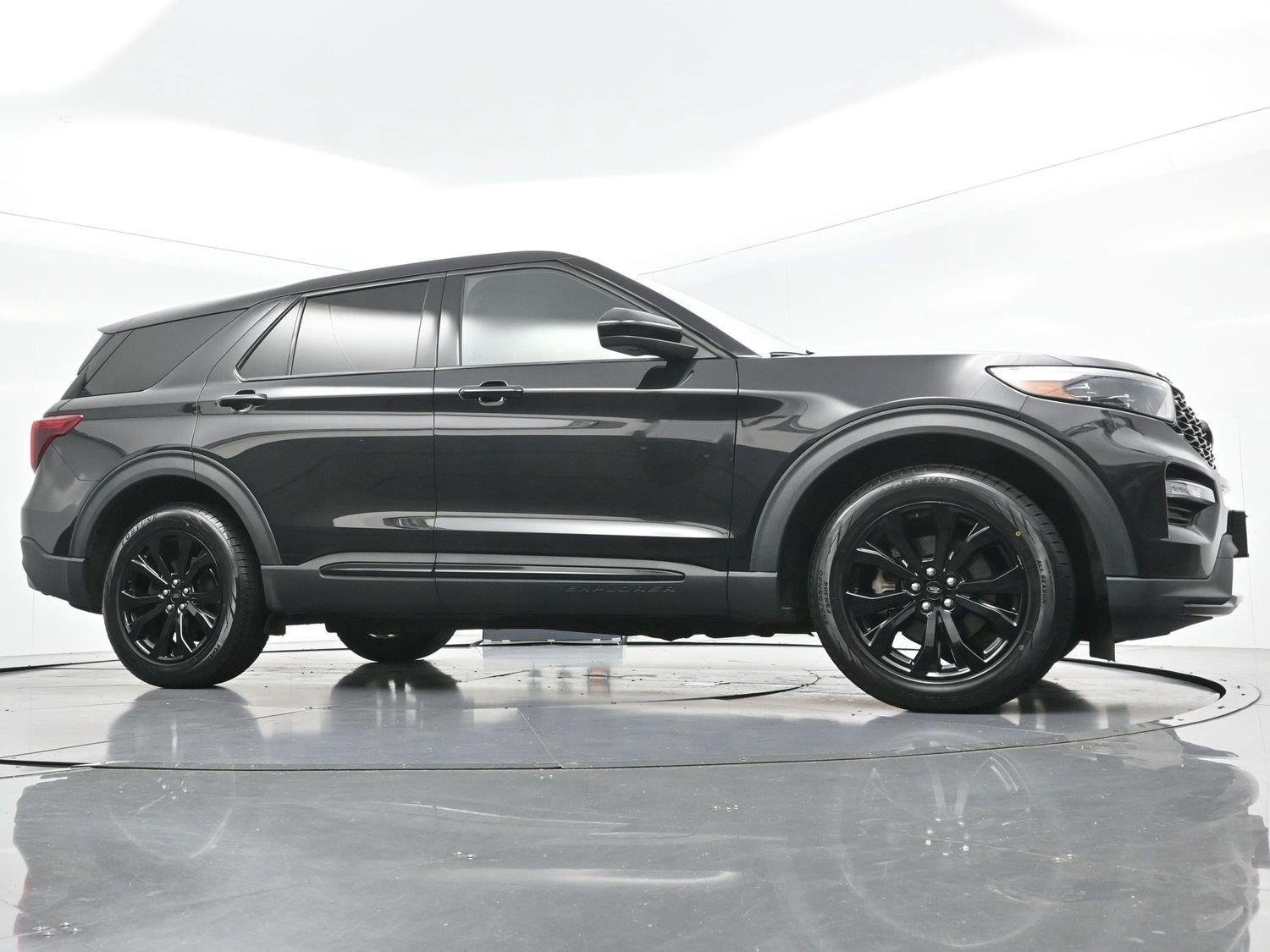 Used 2022 Ford Explorer ST AWD/4WD image 48
