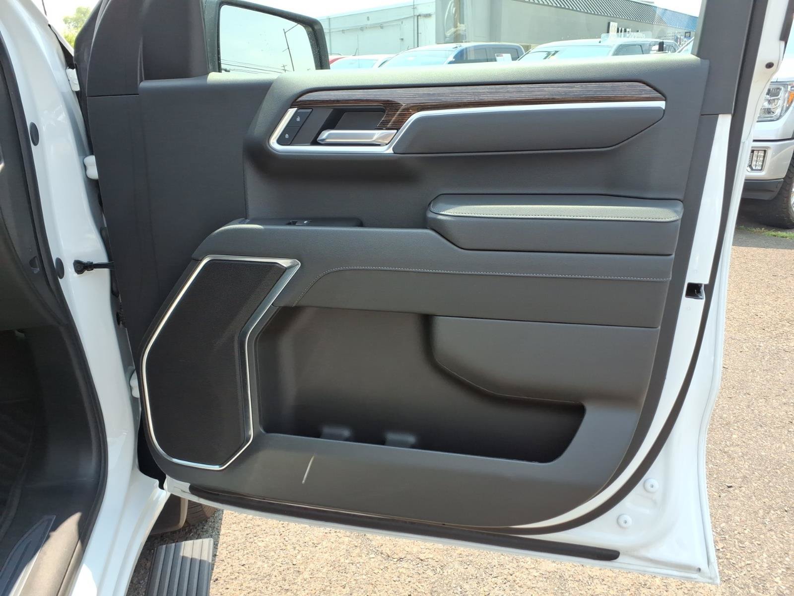 Certified 2025 GMC Sierra 1500 Elevation AWD/4WD image 29