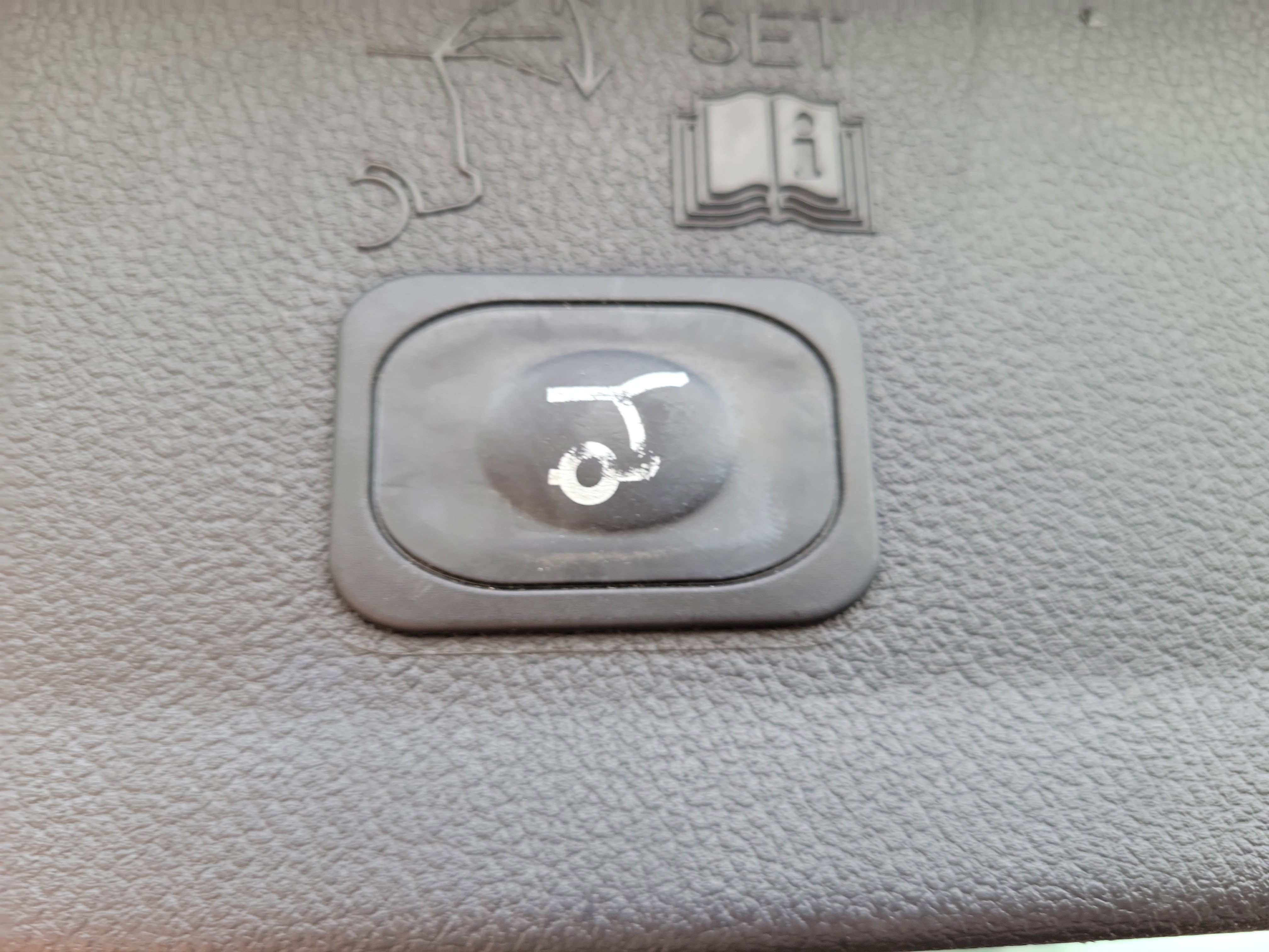 Used 2016 Ford Escape Titanium AWD/4WD image 12