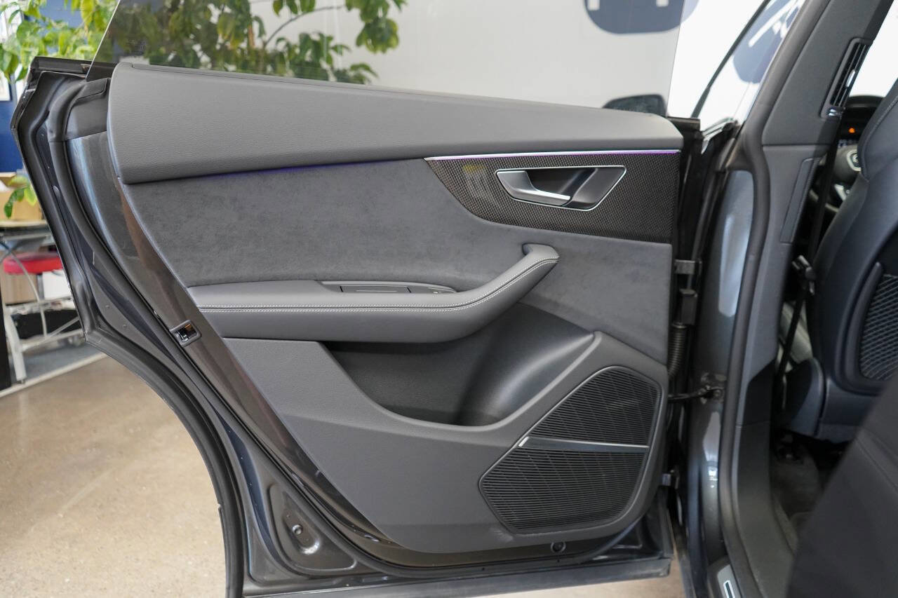 Used 2023 Audi SQ8 Premium Plus image 64