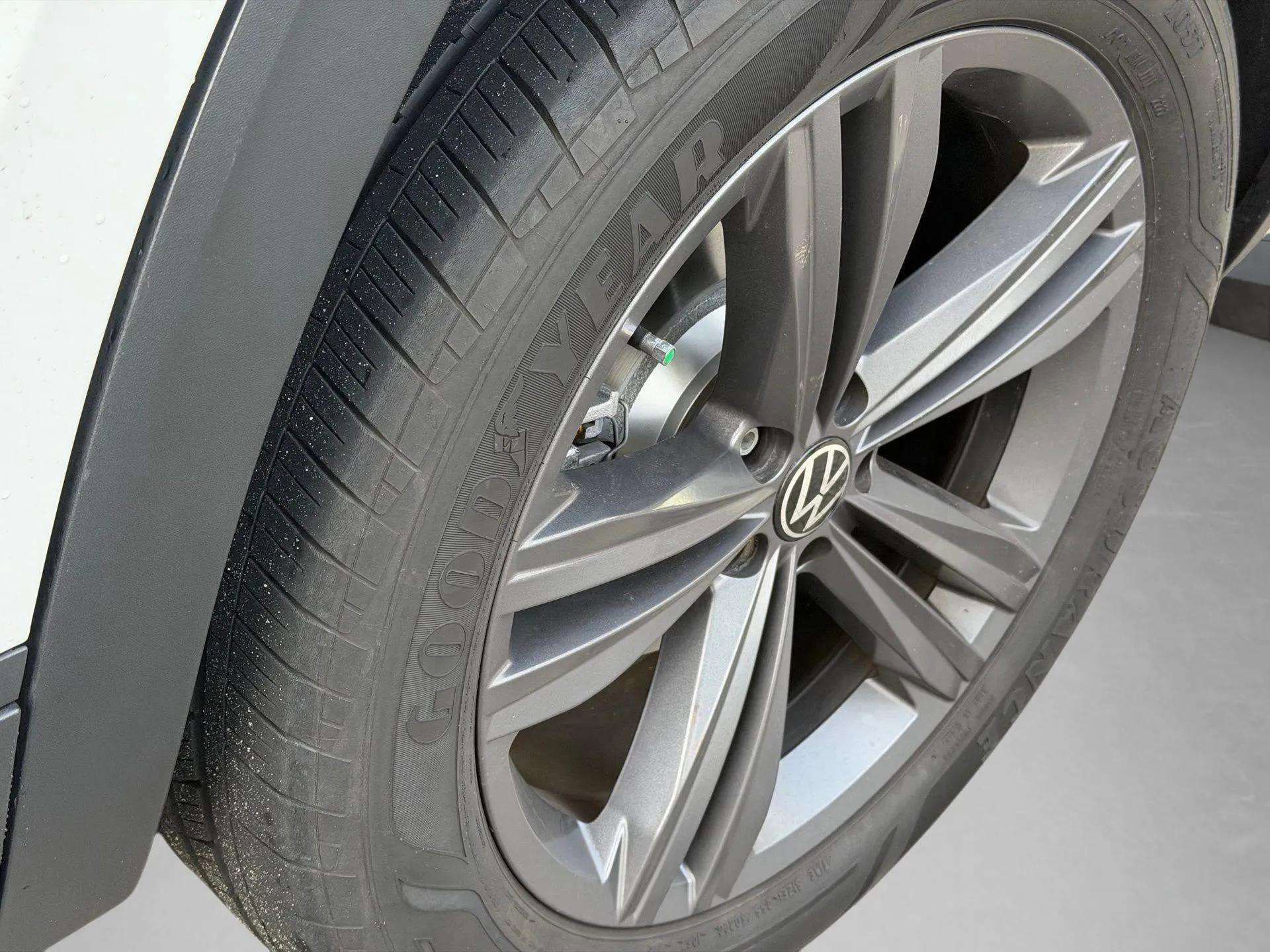 Used 2022 Volkswagen Atlas SE image 35