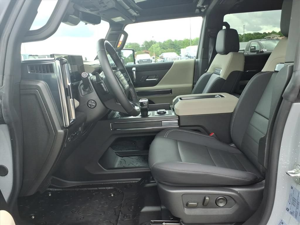 New 2026 GMC Hummer EV SUV AWD/4WD image 12
