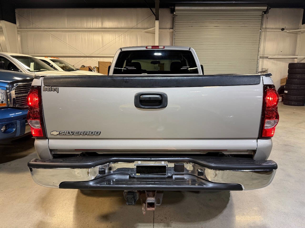 Used 2006 Chevrolet Silverado 3500 LT w/ Heavy-Duty Power Package AWD/4WD image 14