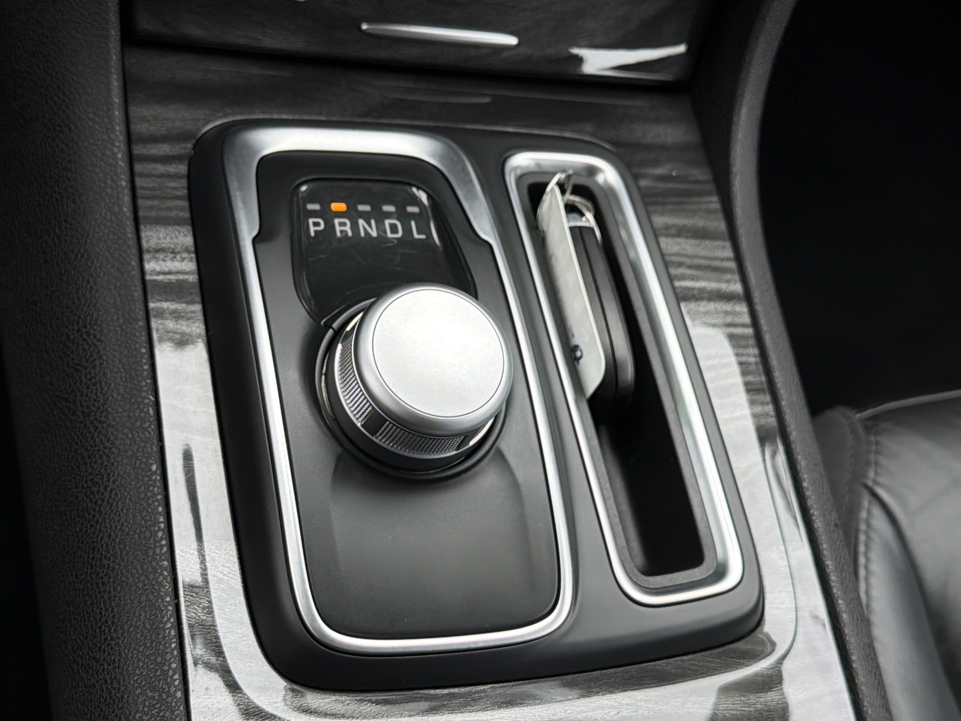 Used 2019 Chrysler 300 Touring L w/ Quick Order Package 22F image 24