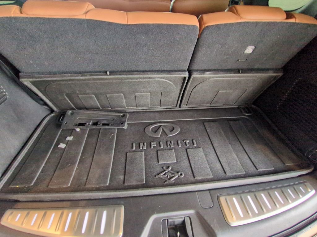 Used 2023 INFINITI QX80 Sensory w/ All-Season Package RWD image 36