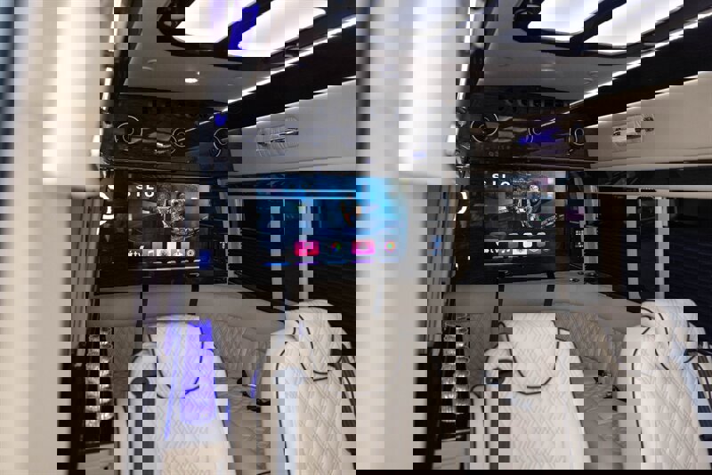 Used 2023 Mercedes-Benz Sprinter 3500 w/ Parking Package image 22