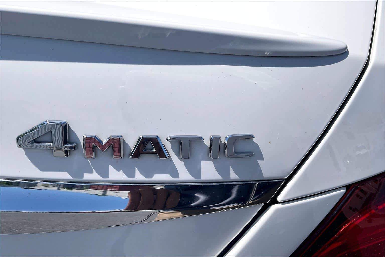 Used 2018 Mercedes-Benz E 300 4MATIC image 9