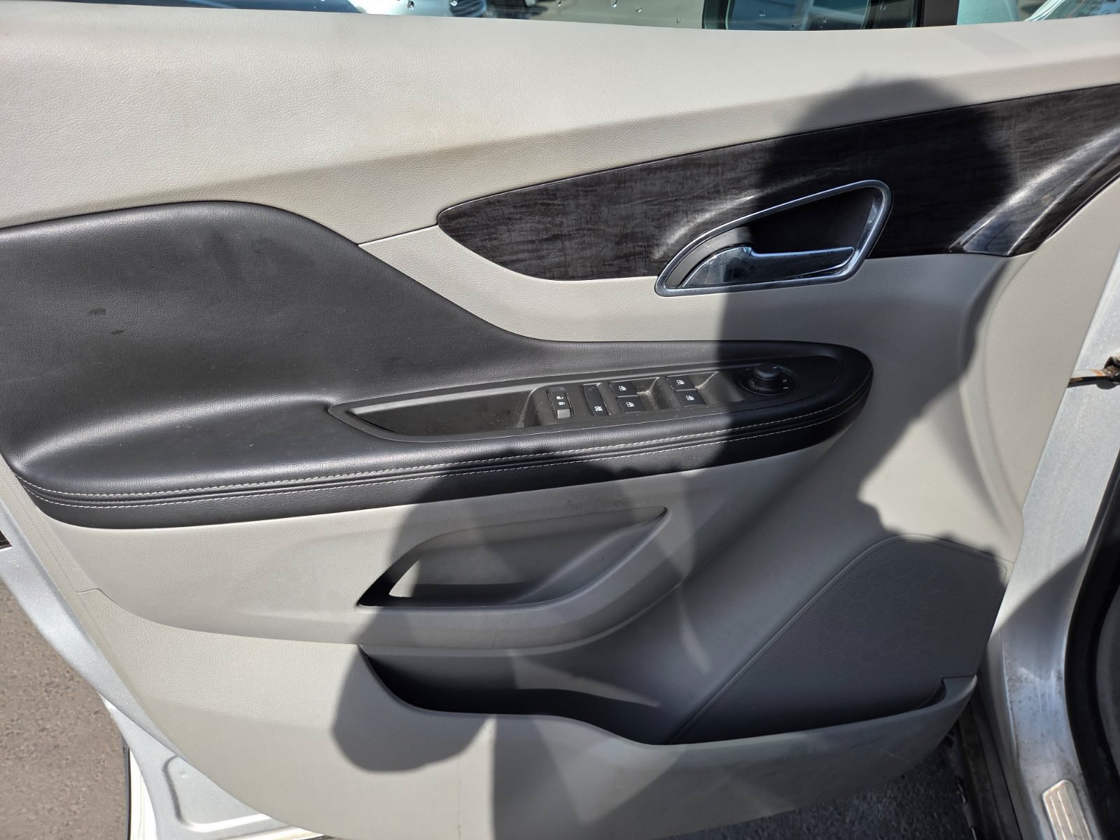 Used 2013 Buick Encore FWD image 7