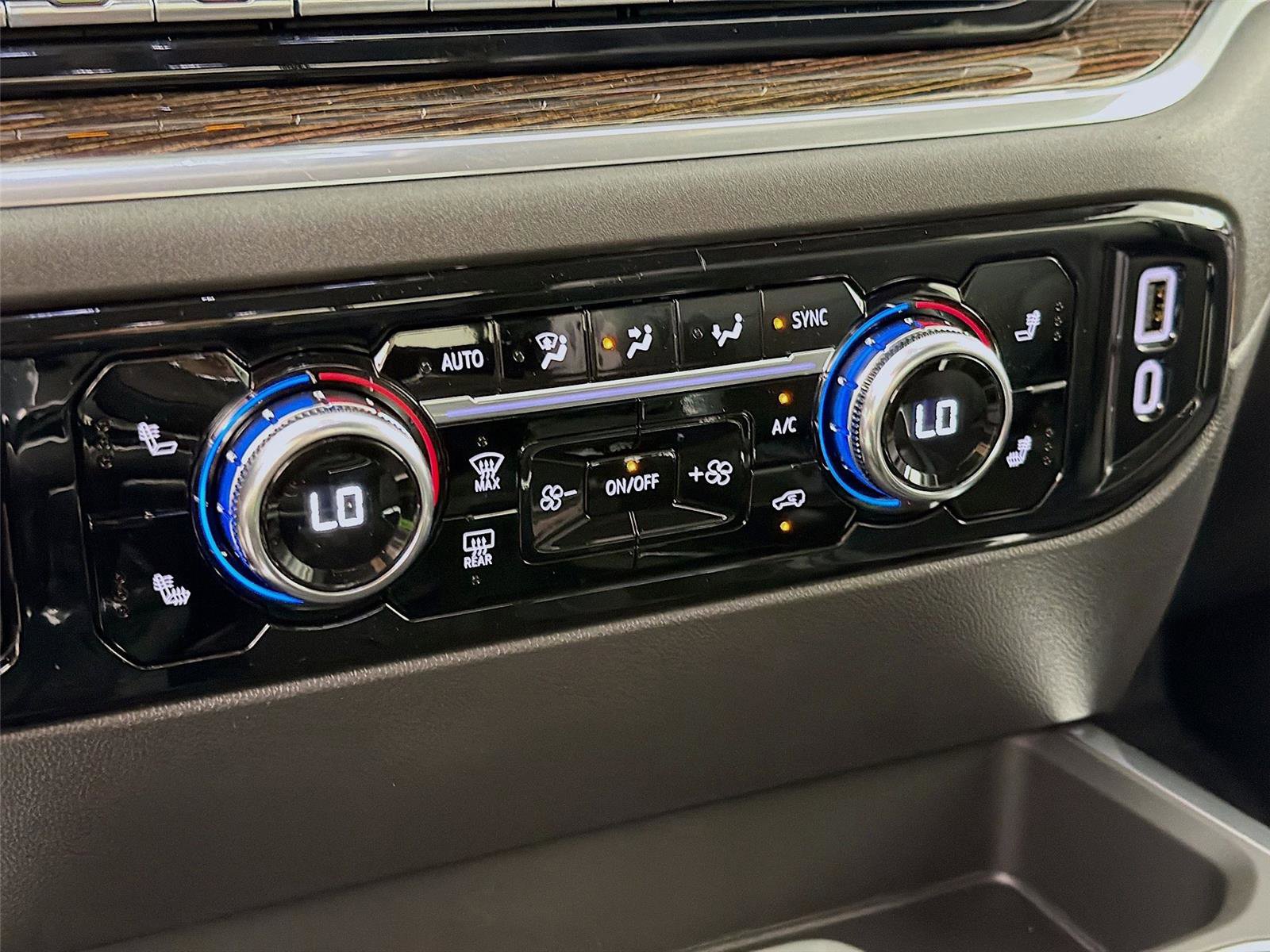 New 2026 GMC Sierra 1500 Elevation image 17