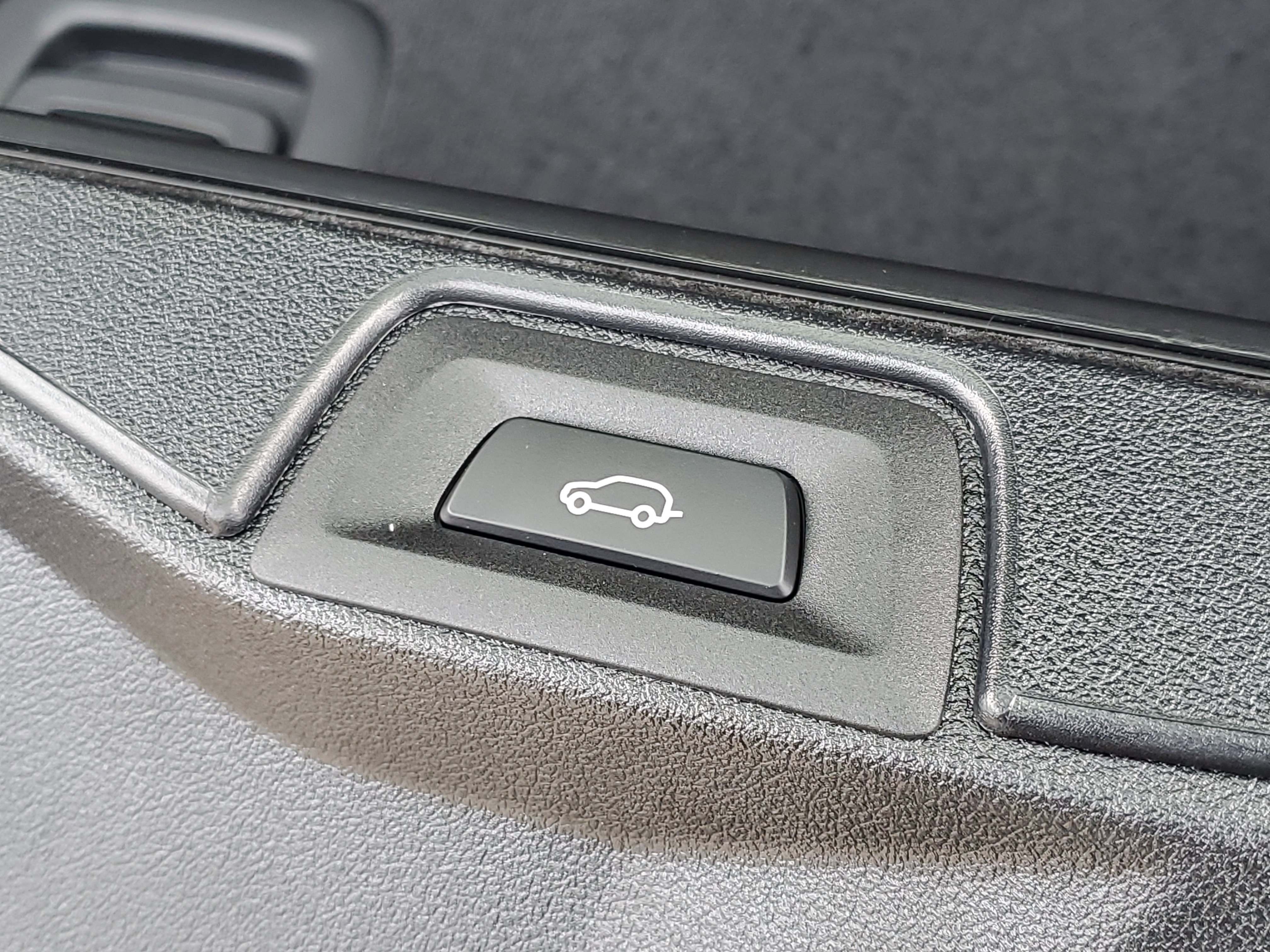 New 2026 BMW X5 xDrive40i w/ M Sport Package AWD/4WD image 27