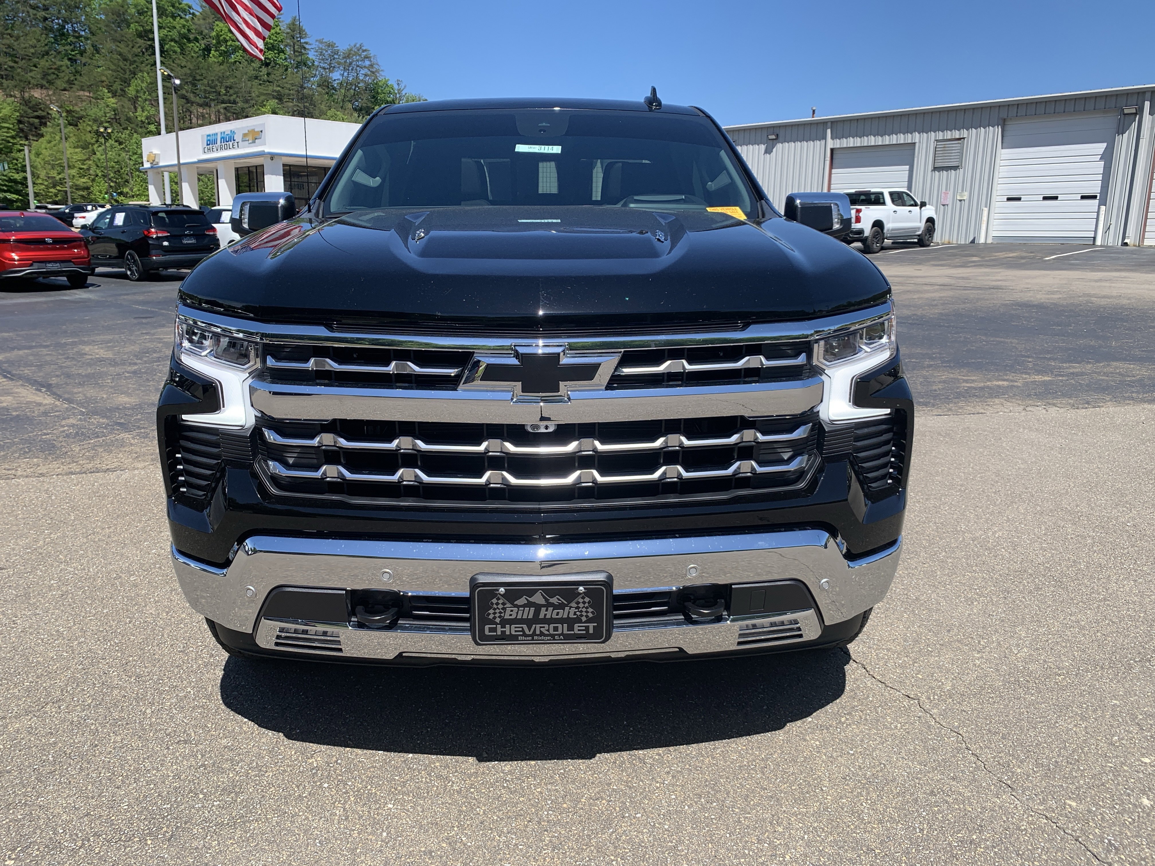 Used 2024 Chevrolet Silverado 1500 LTZ w/ LTZ Premium Package AWD/4WD image 32