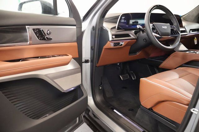 New 2026 Cadillac Vistiq Platinum image 8