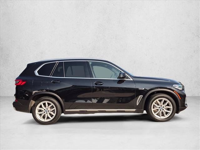 Used 2023 BMW X5 xDrive45e w/ Parking Assistance Package AWD/4WD image 4