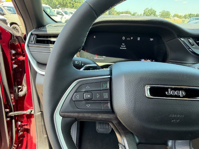 New 2026 Jeep Grand Cherokee Altitude AWD/4WD image 18