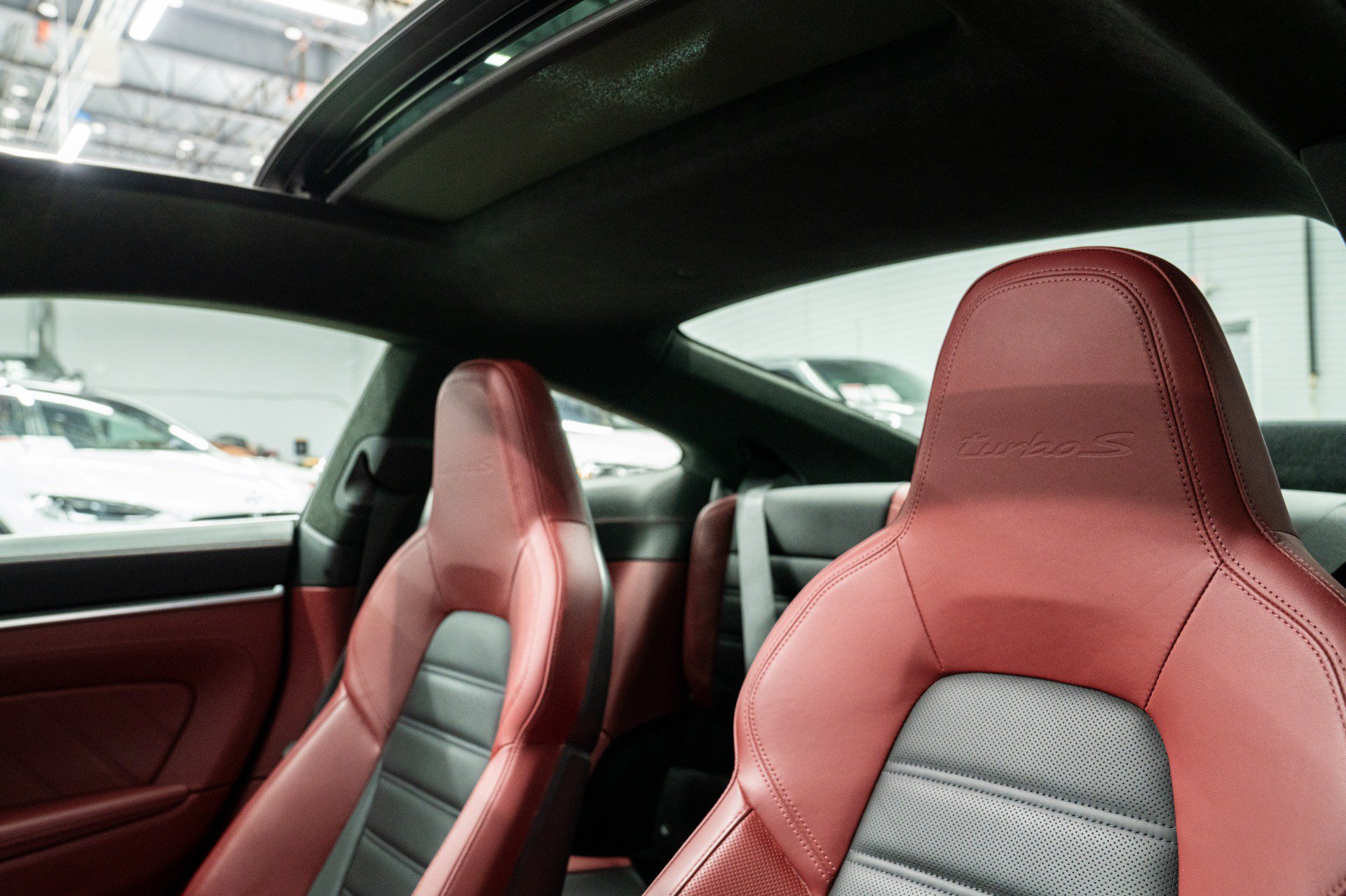 Used 2022 Porsche 911 Turbo S AWD/4WD image 17