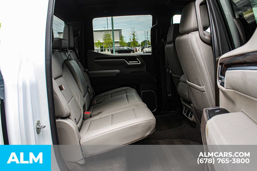 Used 2026 GMC Sierra 1500 SLT AWD/4WD image 18
