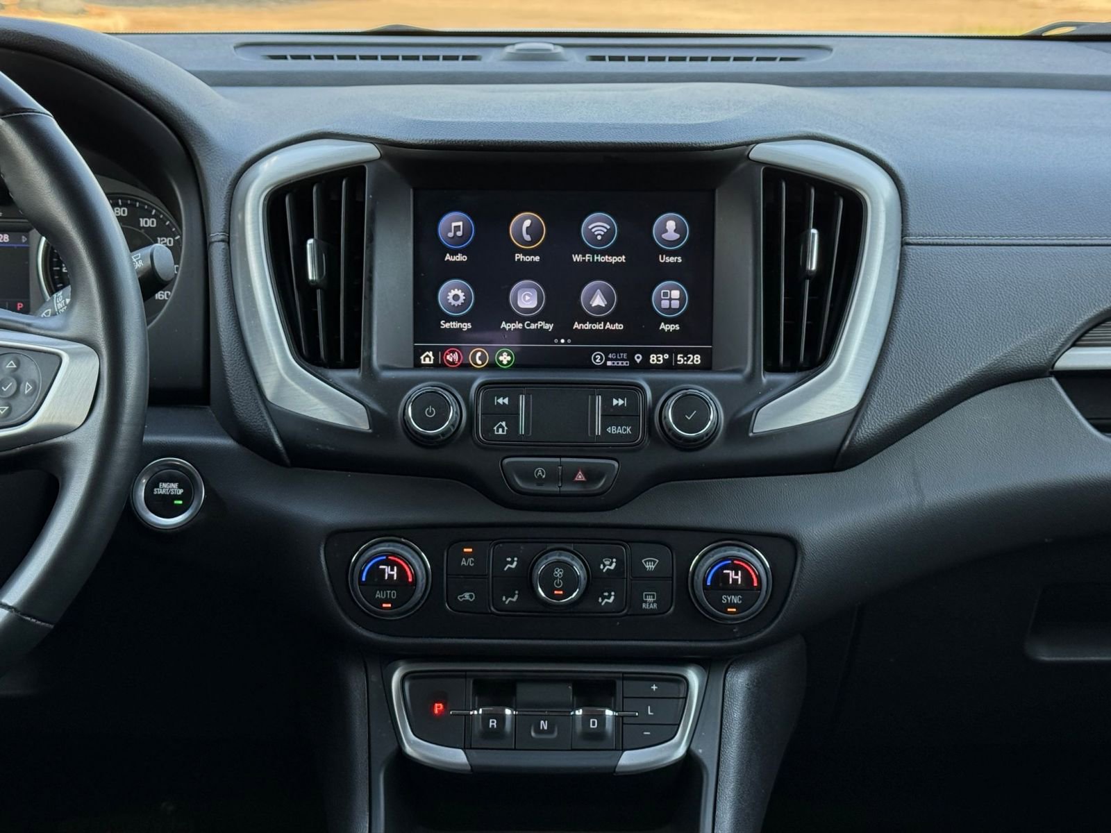 Used 2024 GMC Terrain SLT image 17