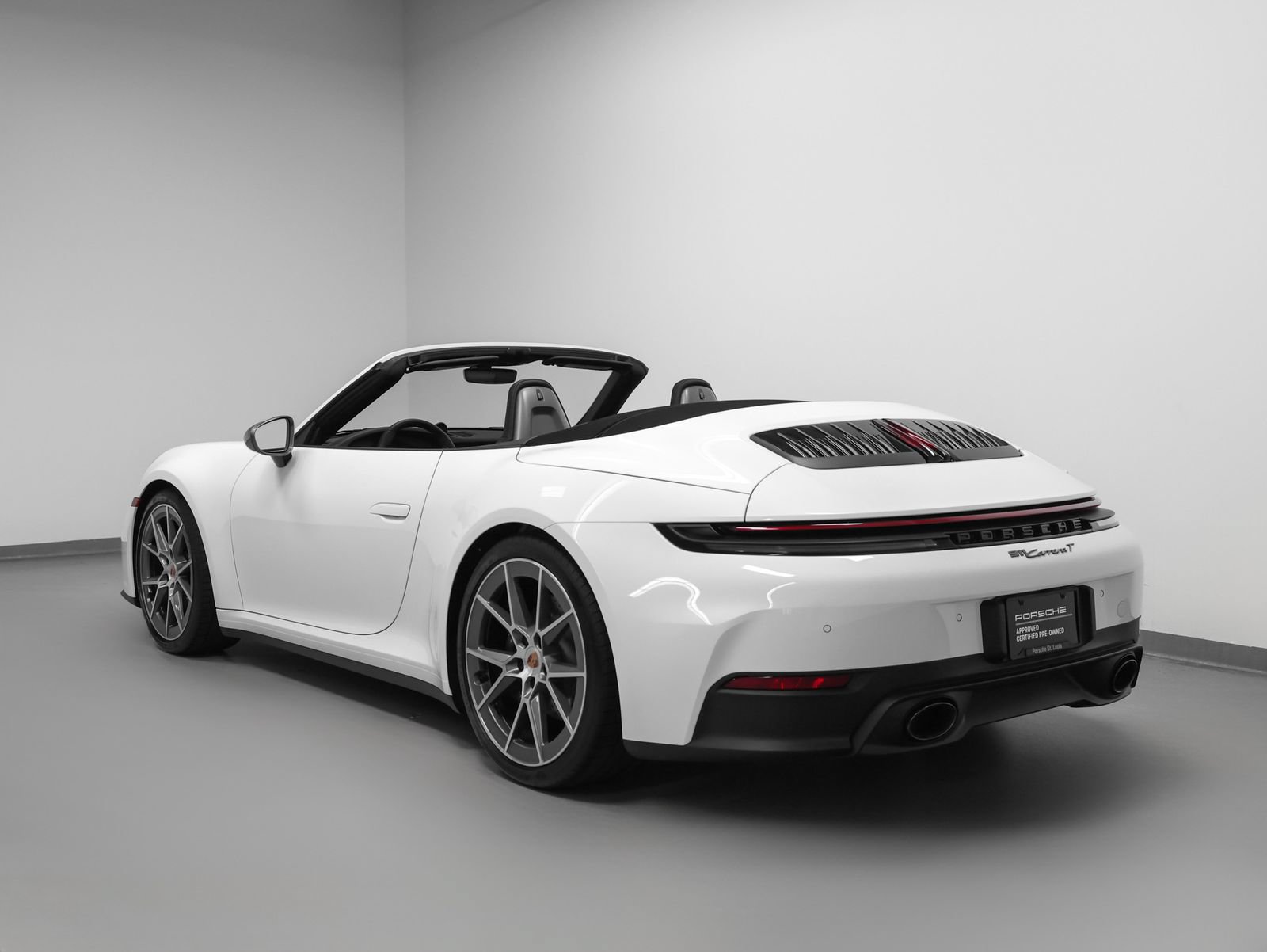 Certified 2026 Porsche 911 Carrera T RWD image 3