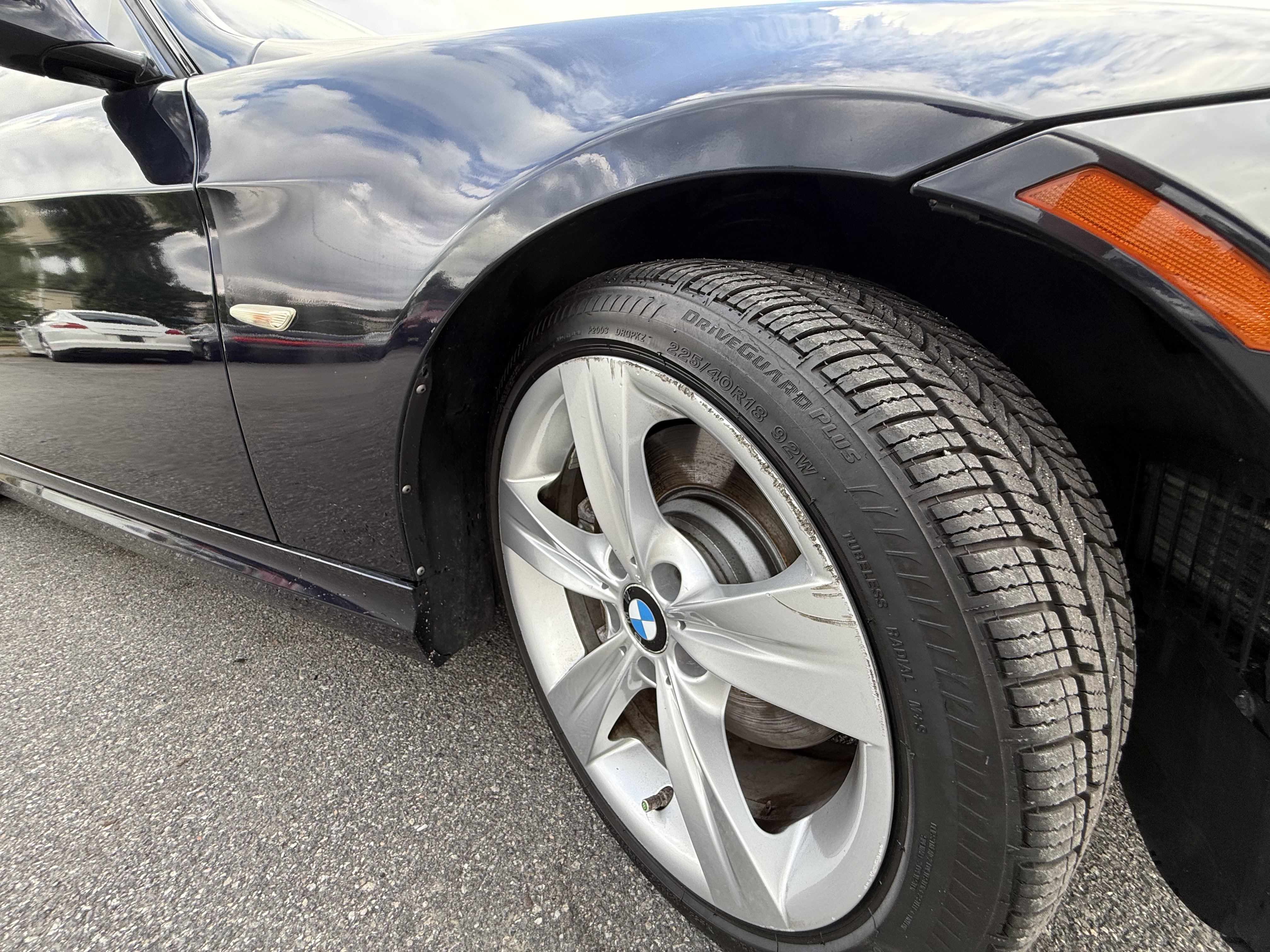 Used 2010 BMW 335i Sedan RWD image 26