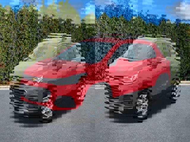 Used 2017 Chevrolet Trax LT image 1