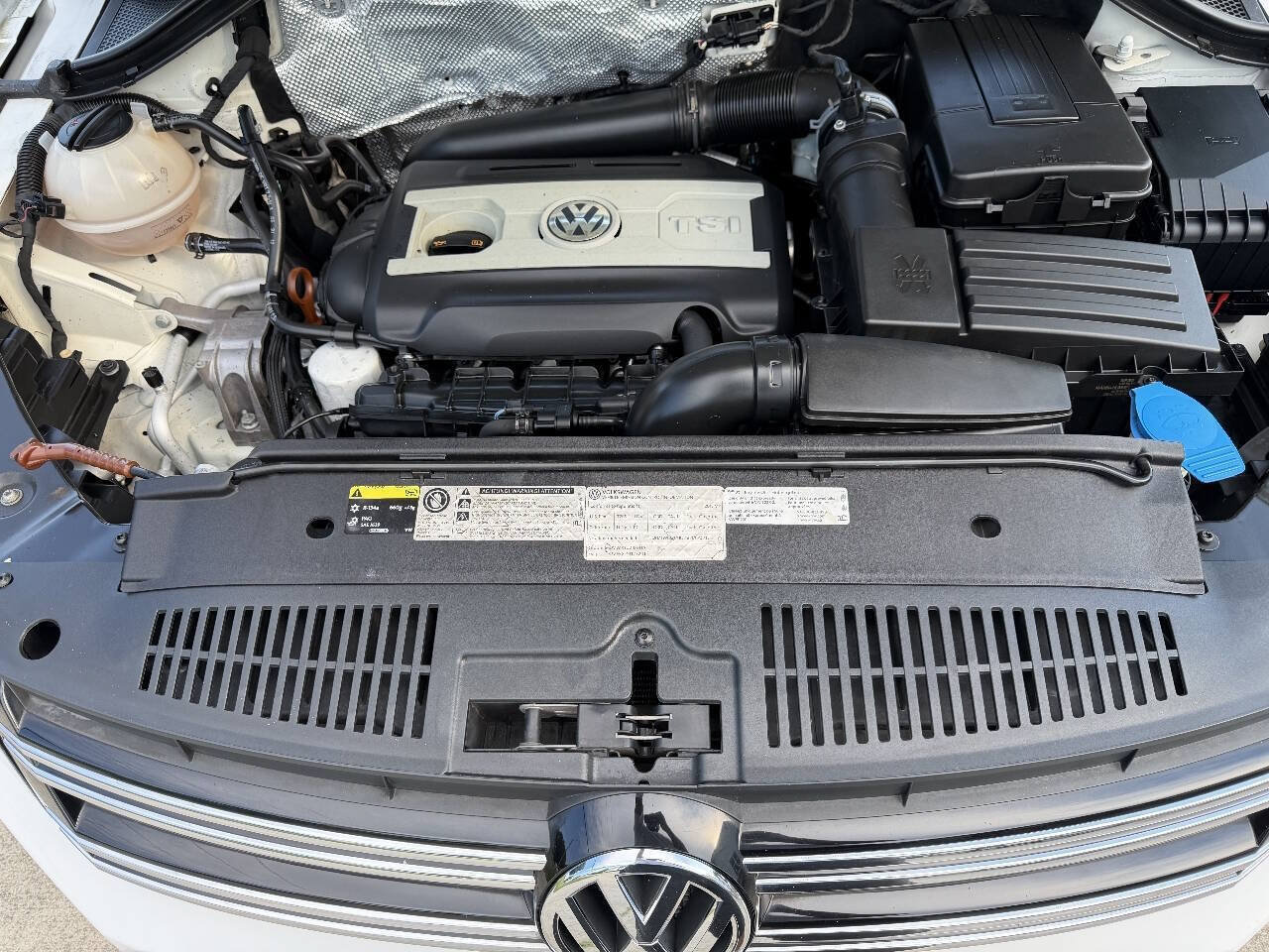 Used 2013 Volkswagen Tiguan S FWD image 9