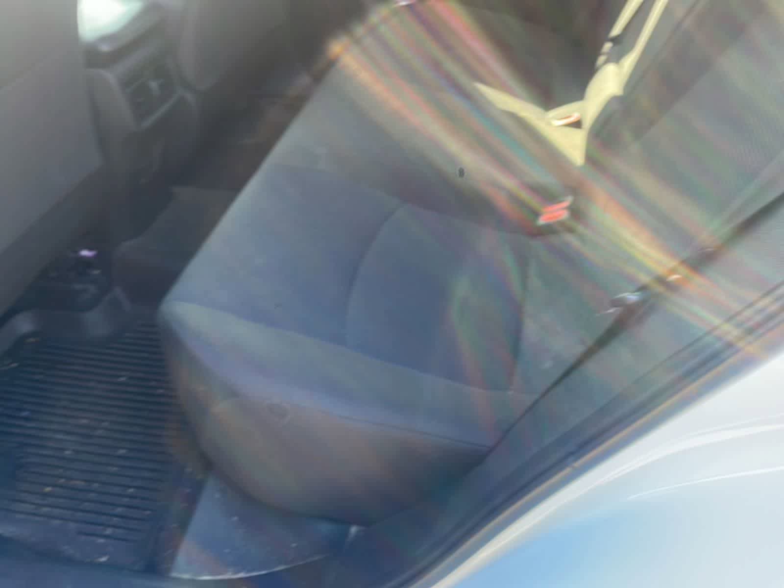 Certified 2022 Toyota RAV4 LE AWD/4WD image 19