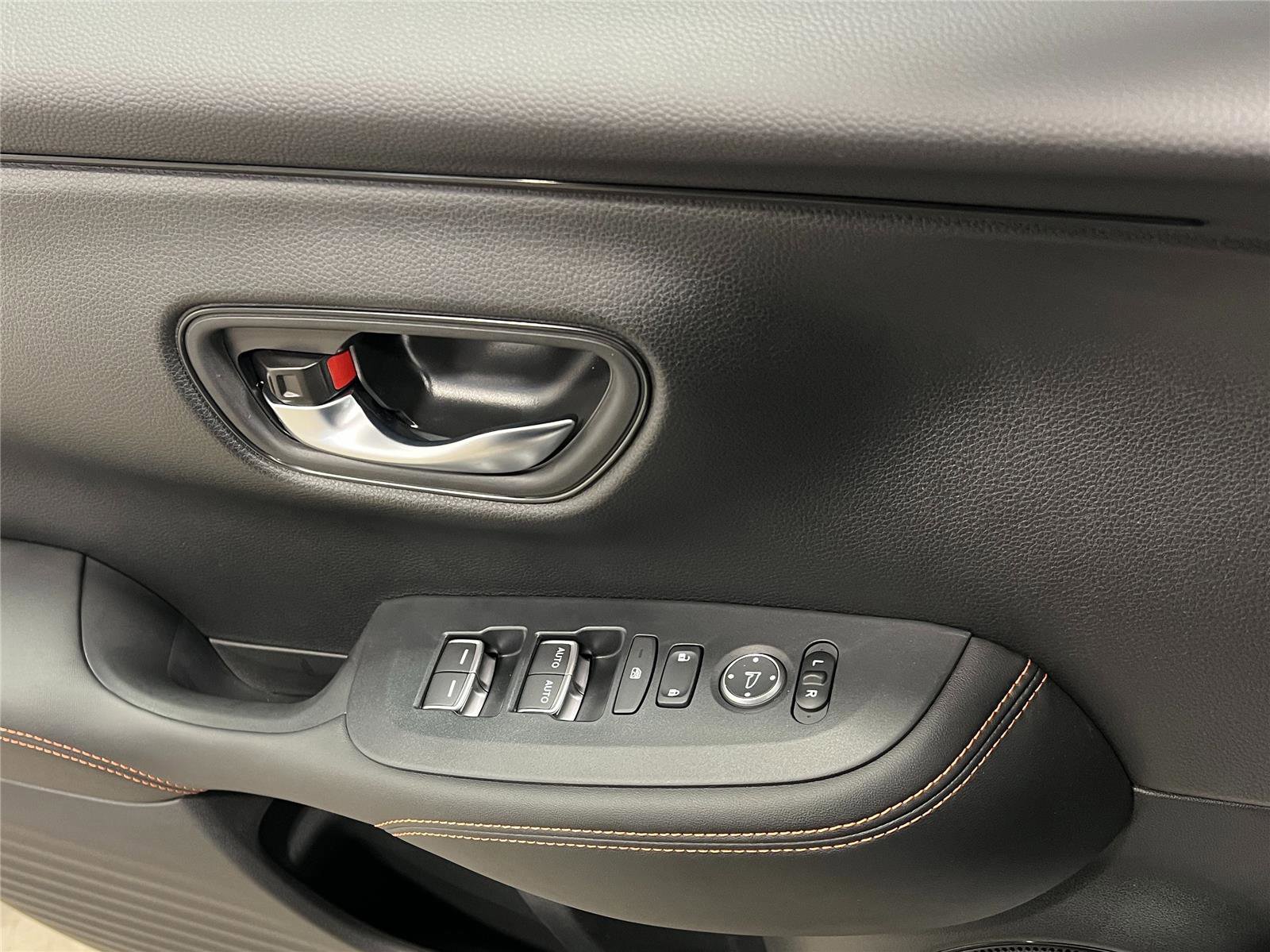 New 2025 Honda HR-V Sport image 14