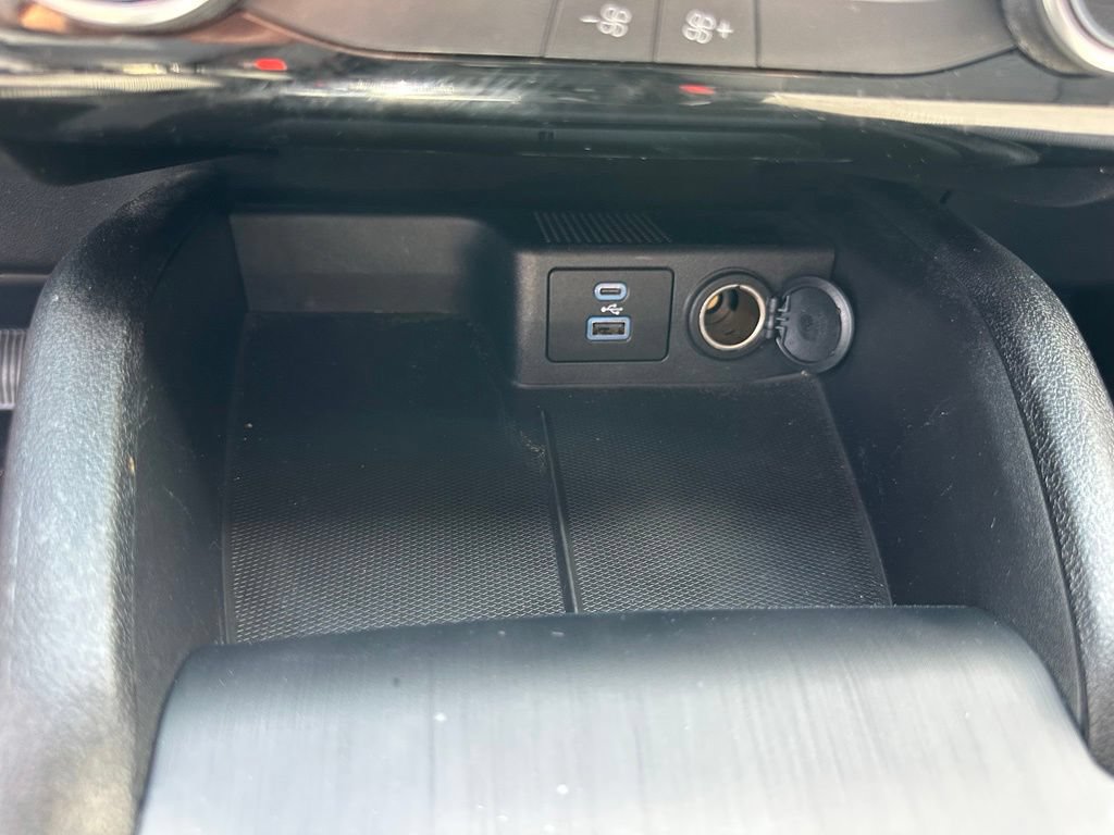Used 2022 Ford Escape SE w/ Convenience Package FWD image 29
