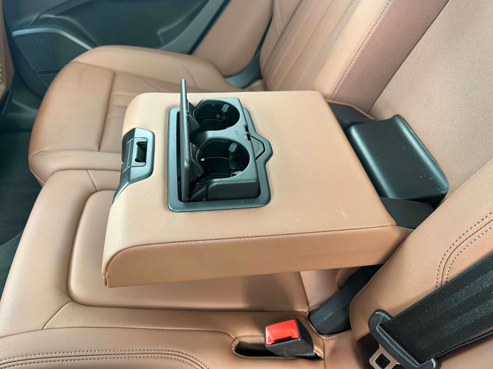 Used 2024 Audi Q5 e Premium Plus image 10