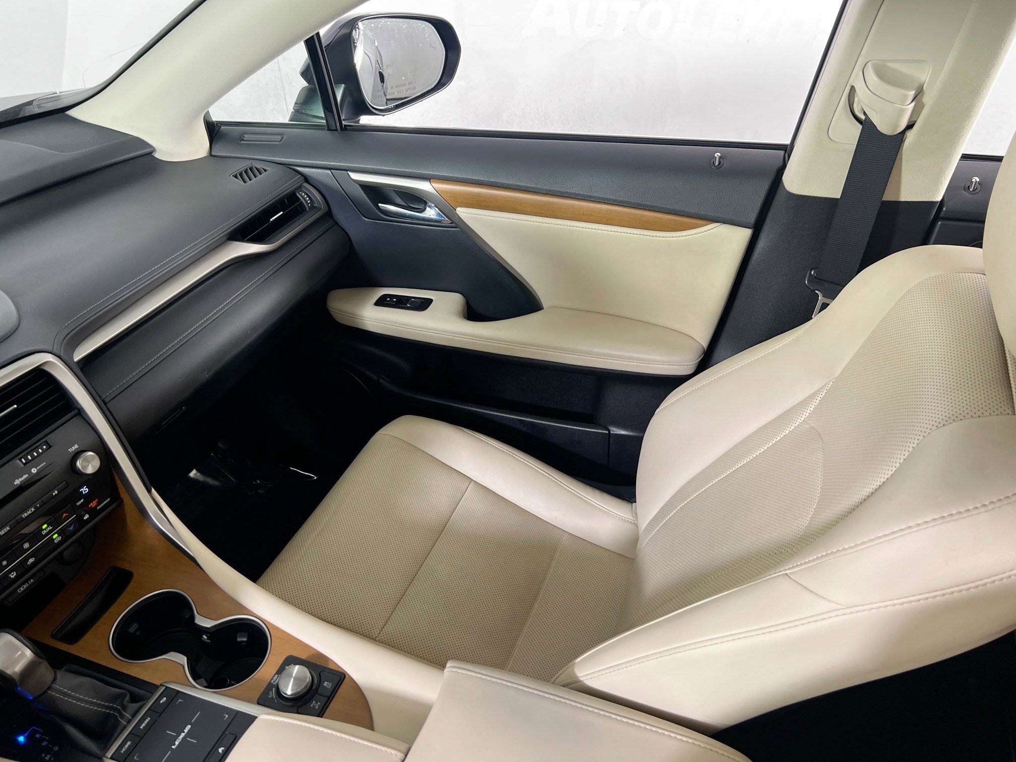 Used 2022 Lexus RX 350 AWD w/ Premium Package image 23