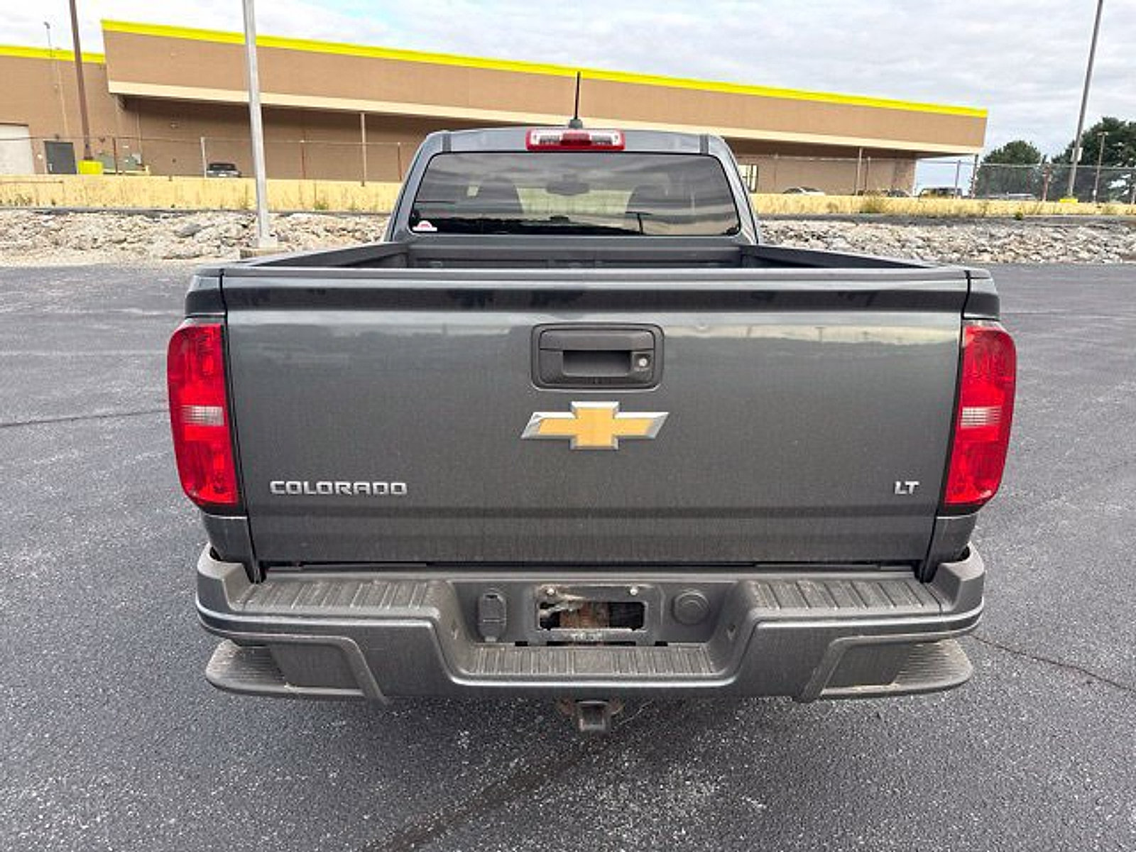 Used 2016 Chevrolet Colorado LT AWD/4WD image 6