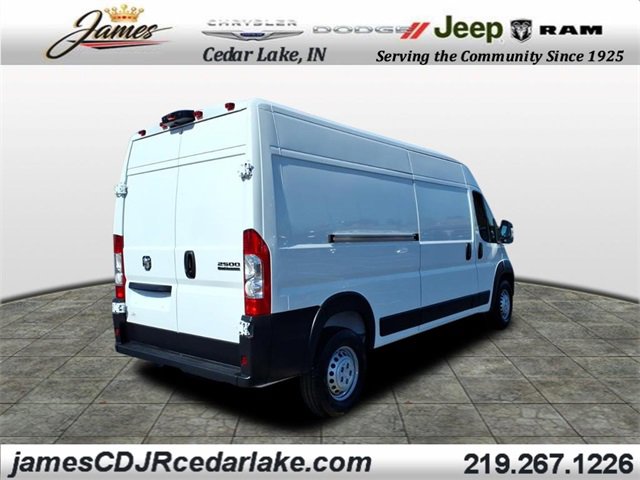 Used 2025 RAM ProMaster 2500 w/ Convenience Group image 4